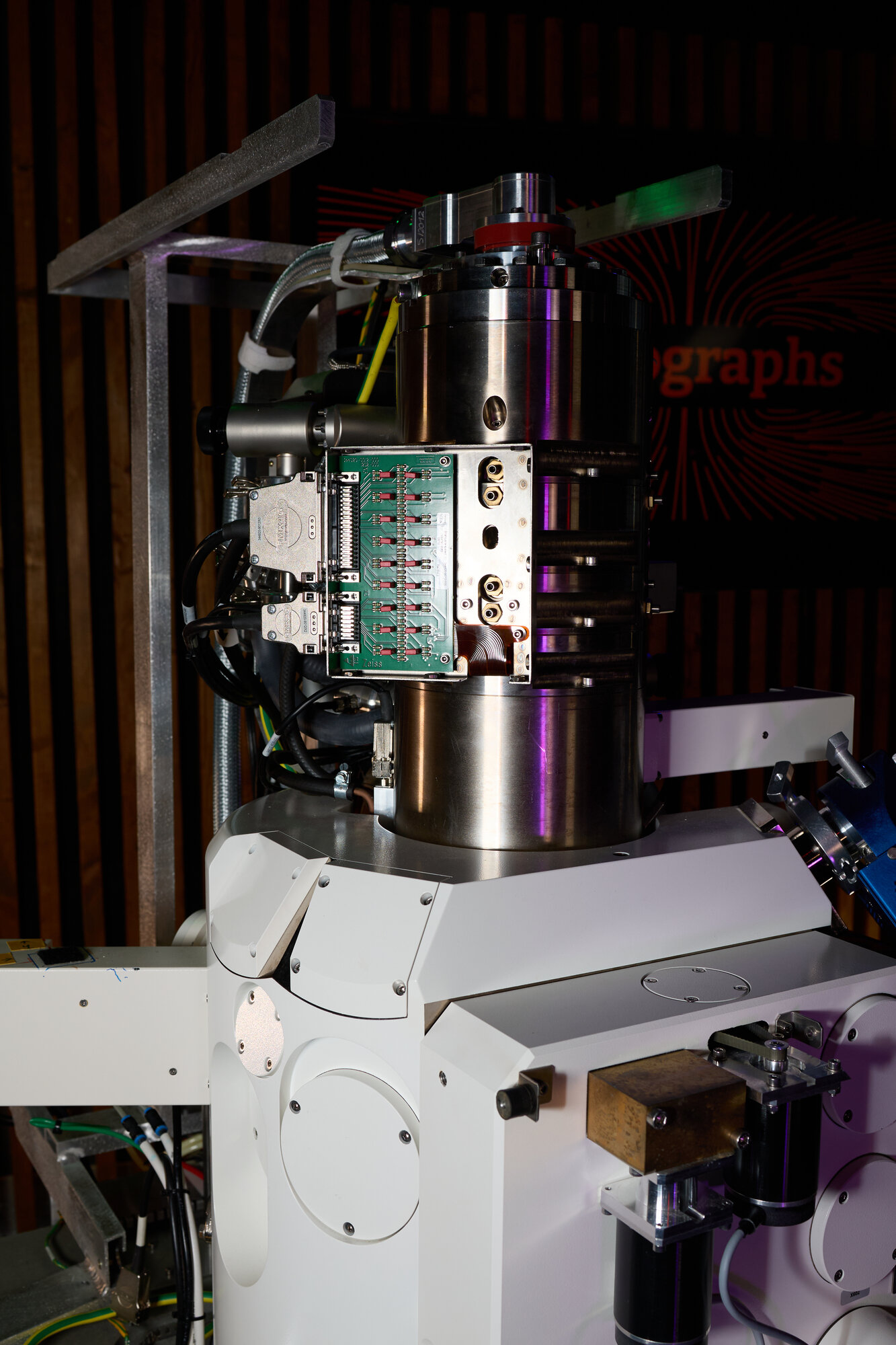 Zeiss Merlin Teardown 283.jpg